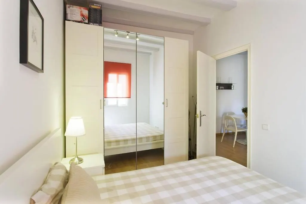 Centrico Apartamento Zona Ramblas 21Y11 Barcelona Spain