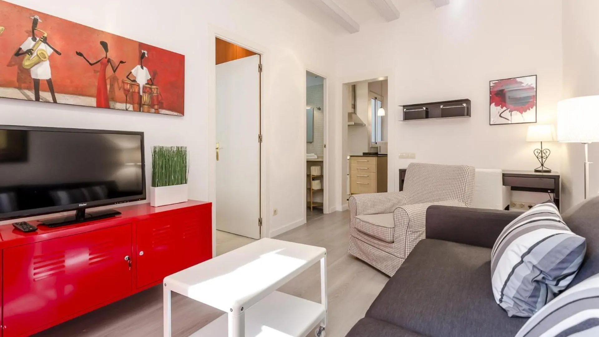 Centrico Apartamento Zona Ramblas 21Y11 Barcelona 0*,  Spain