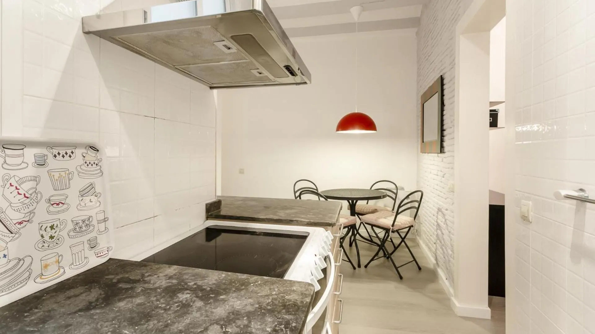 Centrico Apartamento Zona Ramblas 21Y11 Barcelona Apartment